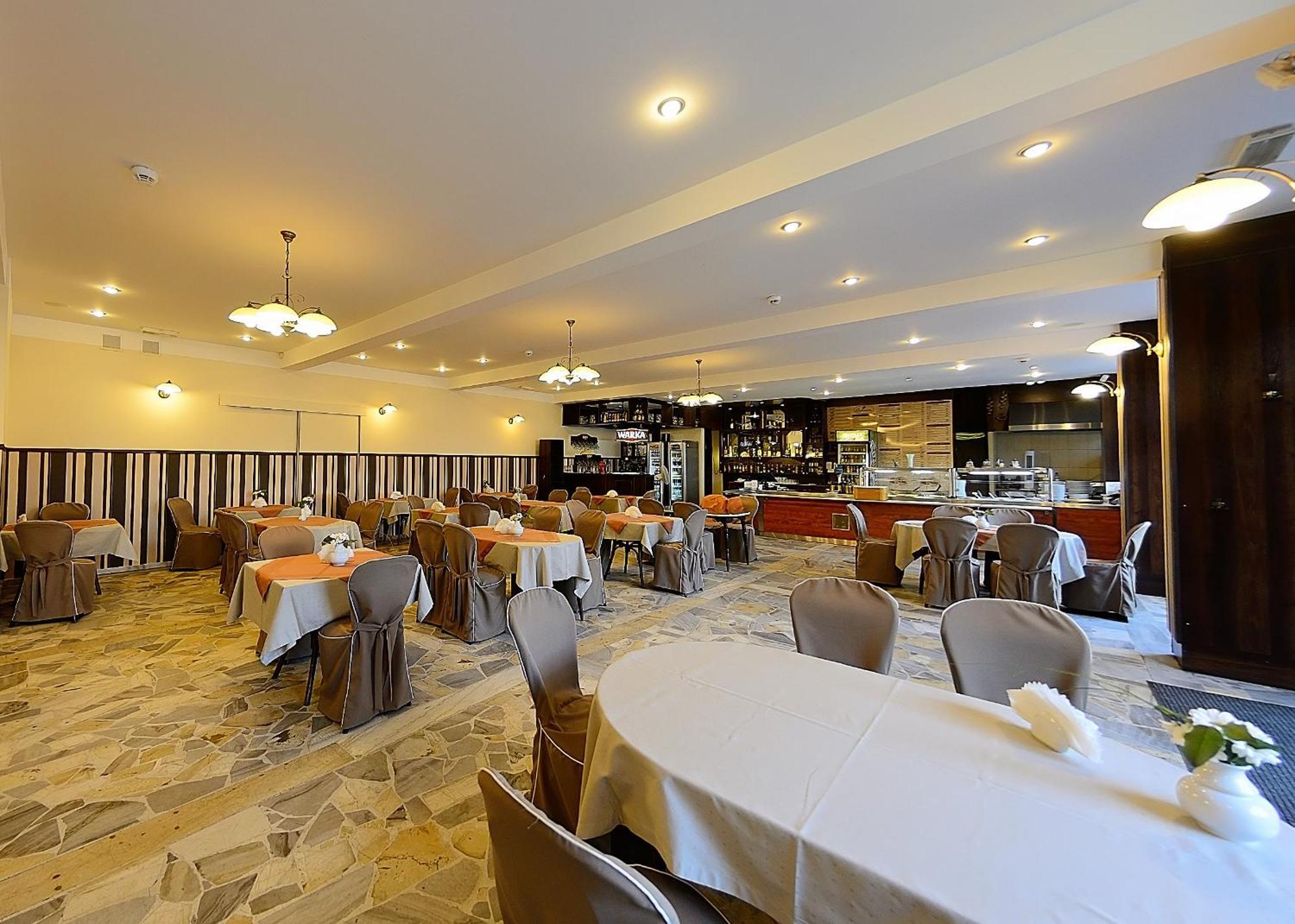 Hotel Ostrawa Wodzisław Śląski المظهر الخارجي الصورة