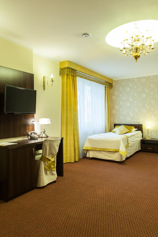 Hotel Ostrawa Wodzisław Śląski المظهر الخارجي الصورة