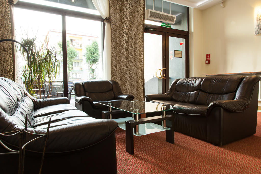 Hotel Ostrawa Wodzisław Śląski المظهر الخارجي الصورة