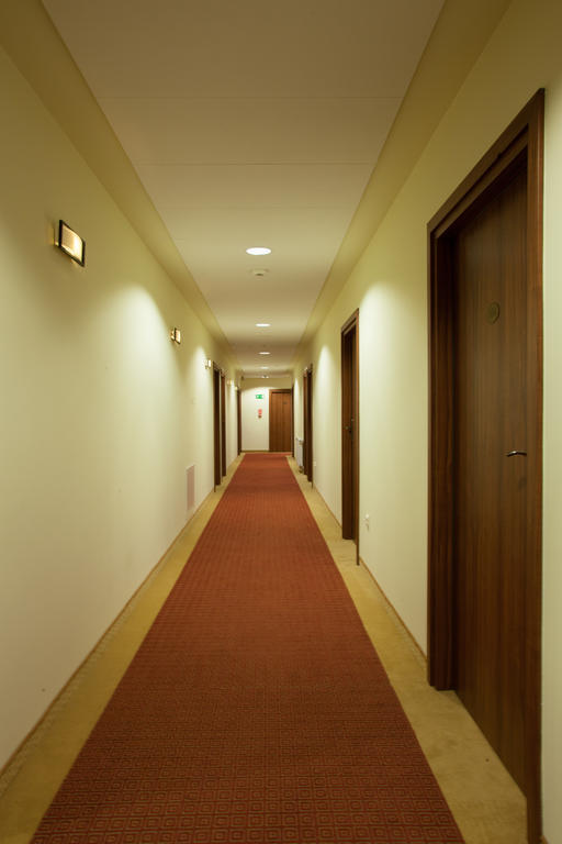 Hotel Ostrawa Wodzisław Śląski المظهر الخارجي الصورة